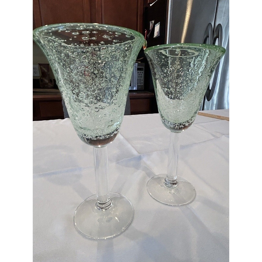Pale Green Hand Blown Wine Glass Goblet Bubbles Clear Stem for set of 2 - Picture 2 of 10